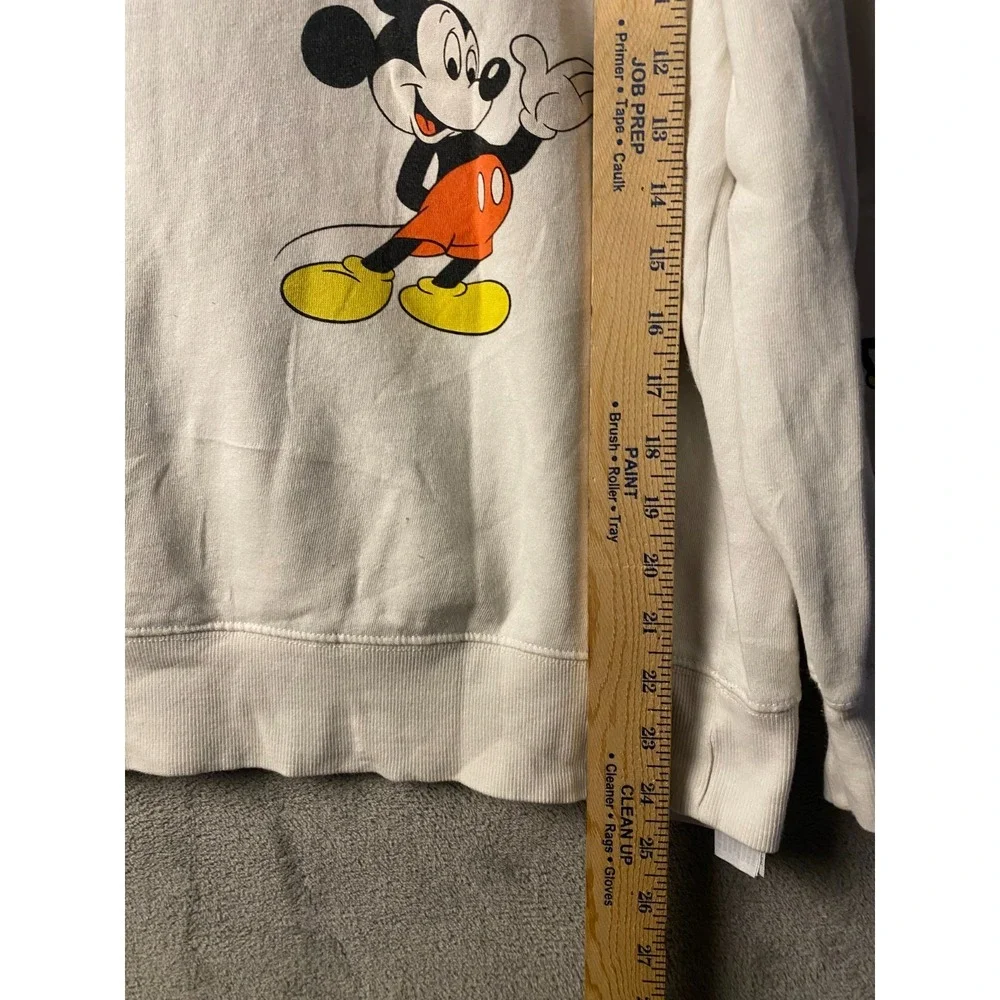 Disney Mickey Mouse & Friends Sweatshirt Adult Large White Graphic Pullover
